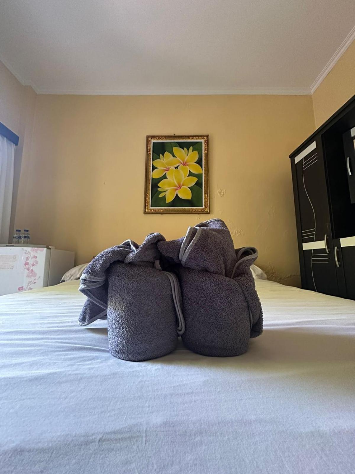 Sari Buana Bed & Breakfast Кута Екстер'єр фото