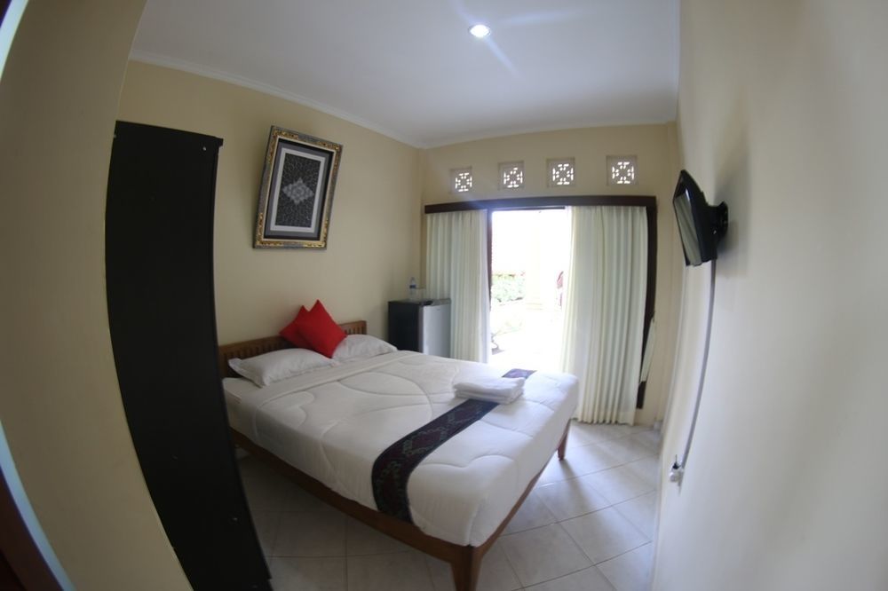 Sari Buana Bed & Breakfast Кута Екстер'єр фото