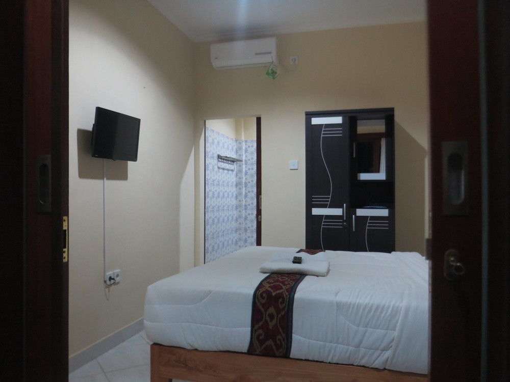 Sari Buana Bed & Breakfast Кута Екстер'єр фото