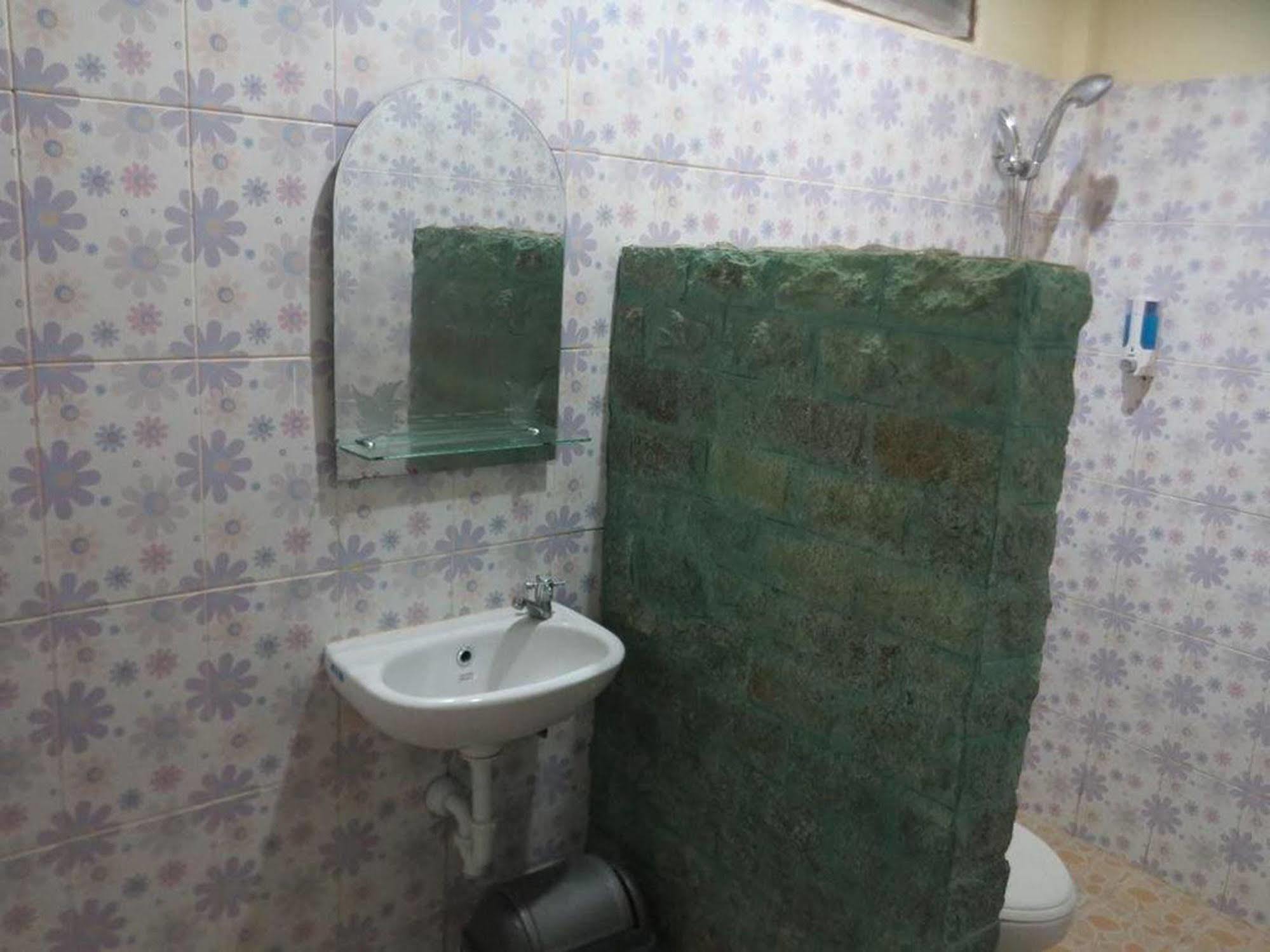 Sari Buana Bed & Breakfast Кута Екстер'єр фото