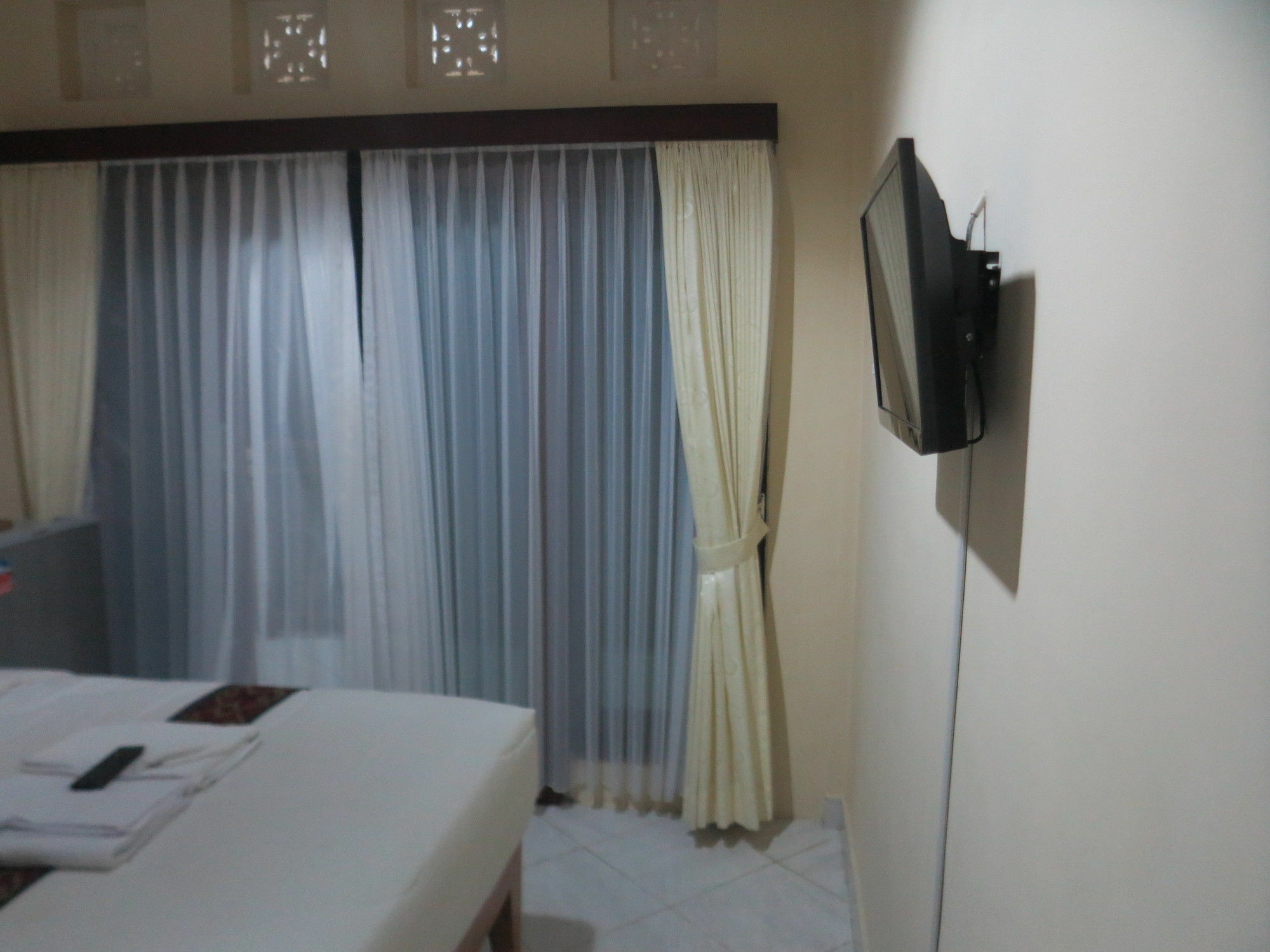 Sari Buana Bed & Breakfast Кута Екстер'єр фото